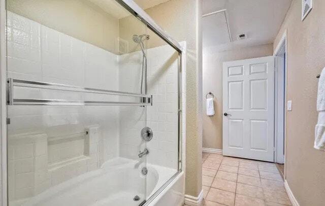 Building Photo - 9253 Regents Rd