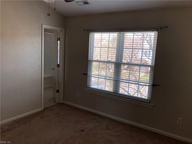 Building Photo - 3955 Seeman Rd