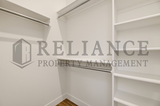 Building Photo - 701 Elmwood St