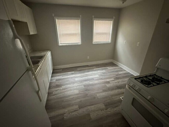 Building Photo - 14753 St Marys St