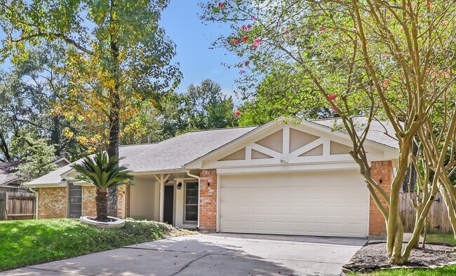 Building Photo - 2022 Fir Springs Dr