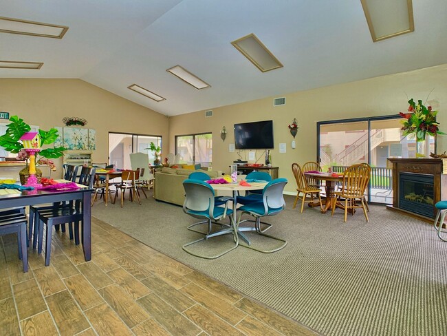 Building Photo - 1 Bedroom, 1 Bath - 55+ Senior Living Comm...