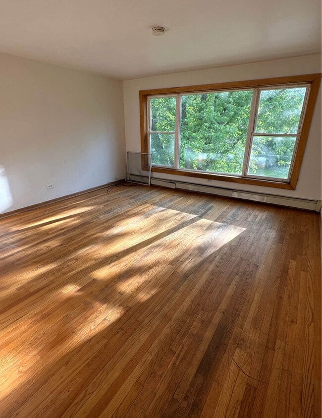 Building Photo - 13913 S Wentworth Ave