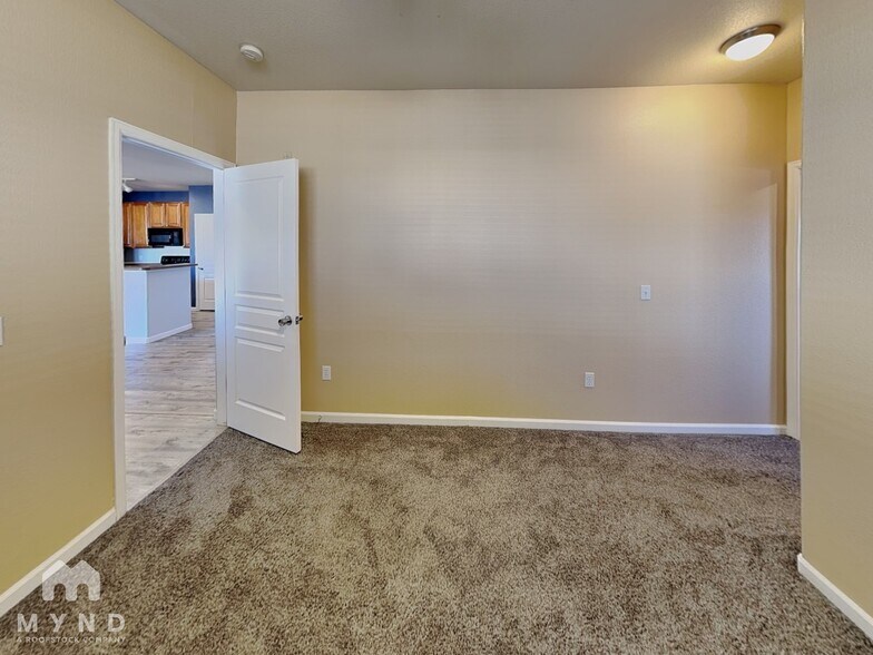 Building Photo - 803 E 98th Ave