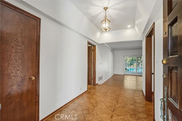 Building Photo - 5057 Shirley Ave