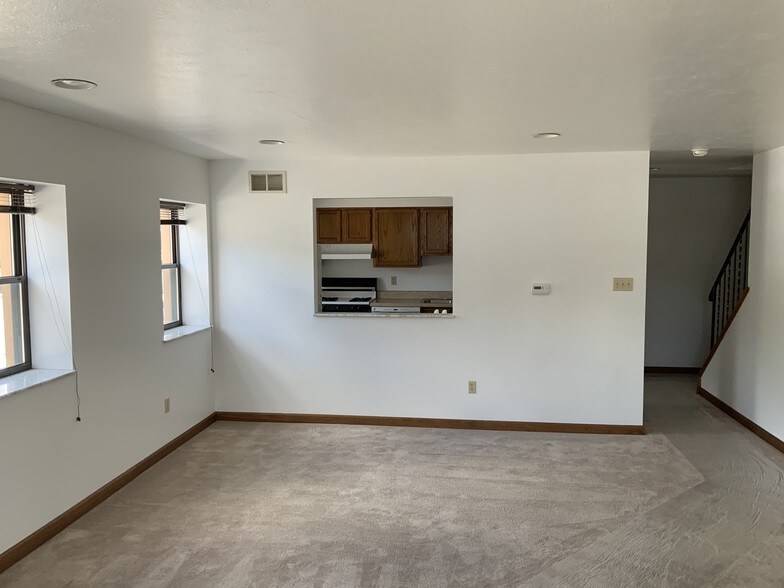 Living Room - 64 Bridge St