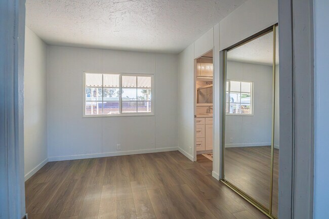 Building Photo - 32480 San Miguelito Dr