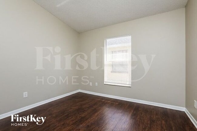 Building Photo - 7442 Groveoak Dr