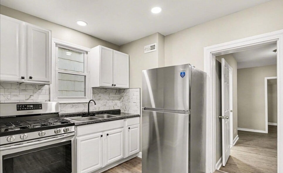 Building Photo - 26 N West St