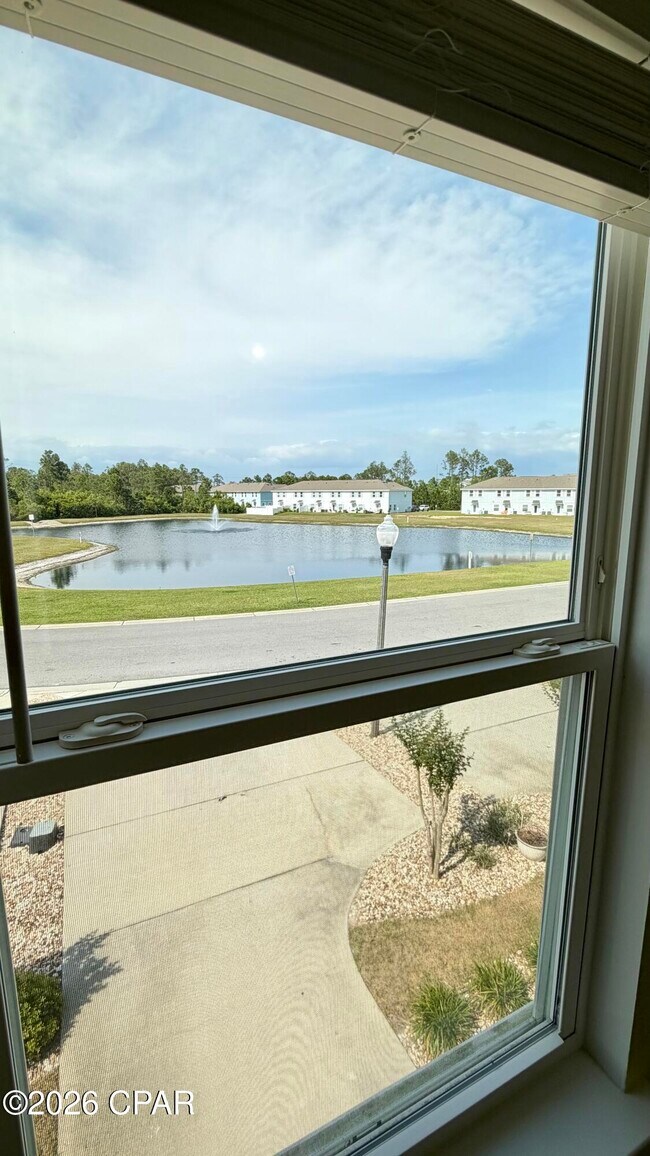 Building Photo - 7520 Shadow Lake Dr