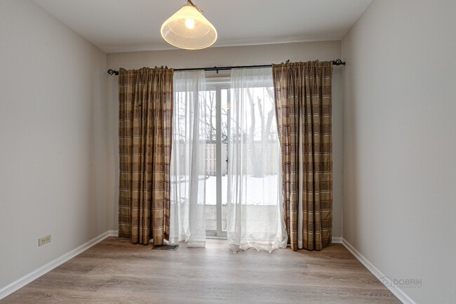 Building Photo - 1291 Orleans Dr