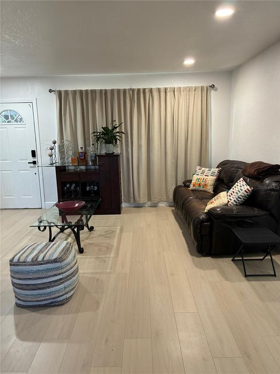 Building Photo - 6 N Orion Ave