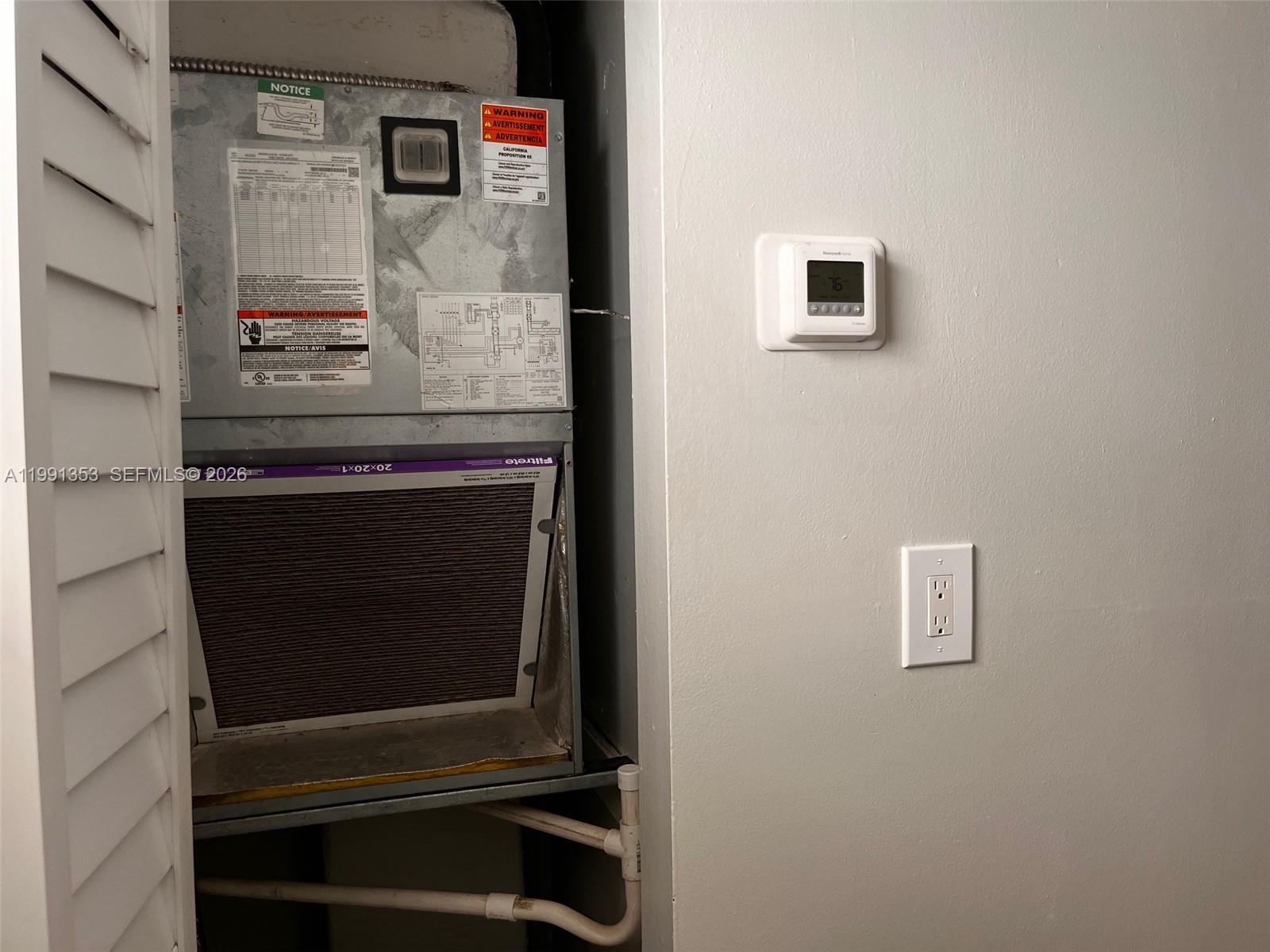 Building Photo - 210 NW 87th Ave