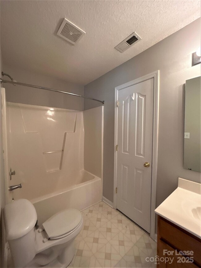 Building Photo - 7513 Grabill Dr