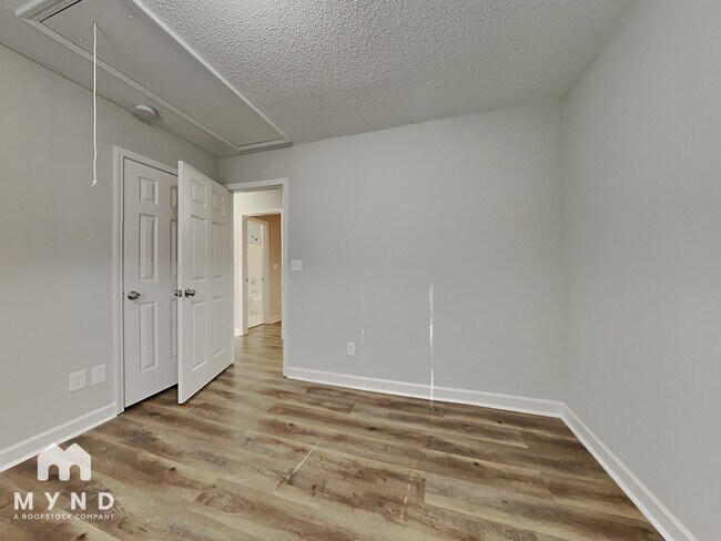 Building Photo - 2314 Hope Valley Ln