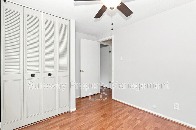 Building Photo - 21 Waterview Ct