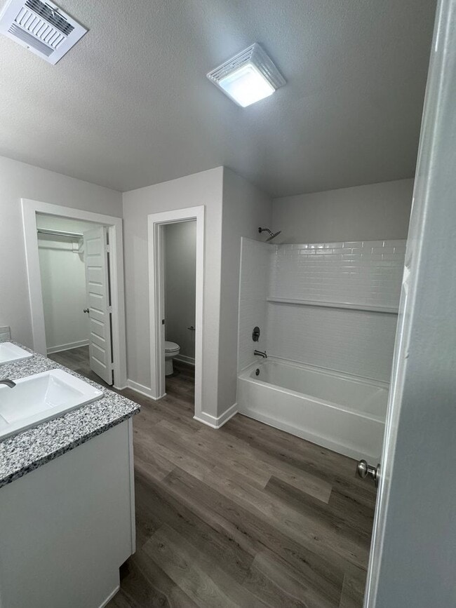 Building Photo - Newer Construction in Wolfforth