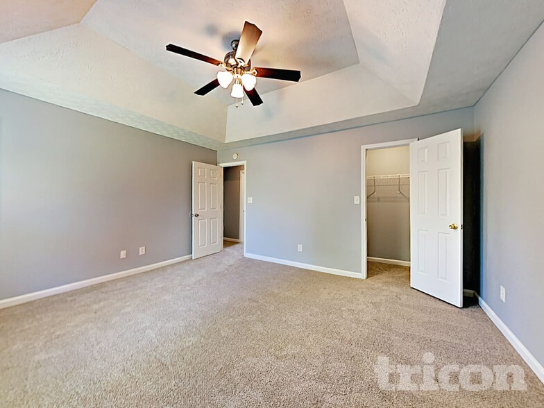 Building Photo - 432 Pine Valley Dr