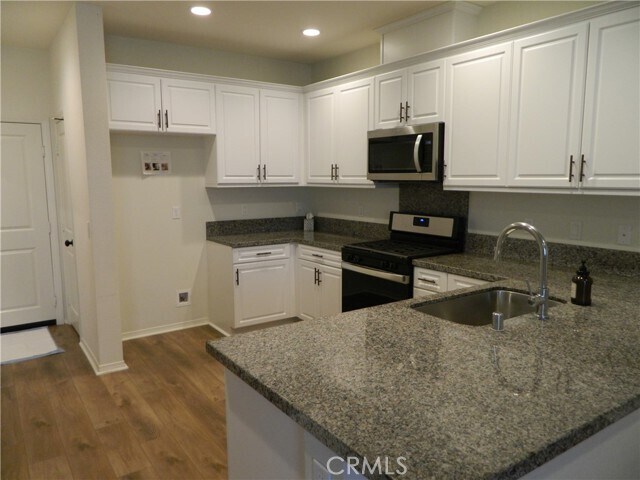 Building Photo - 2845 E Berry Loop Privado