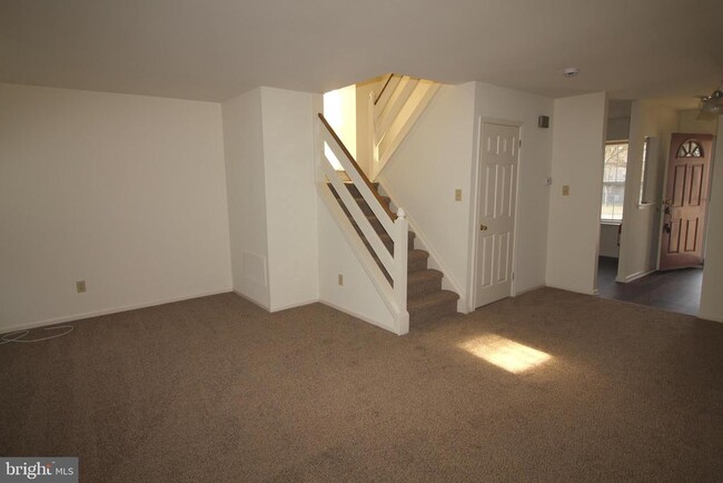 Building Photo - 2437 Norrington Dr