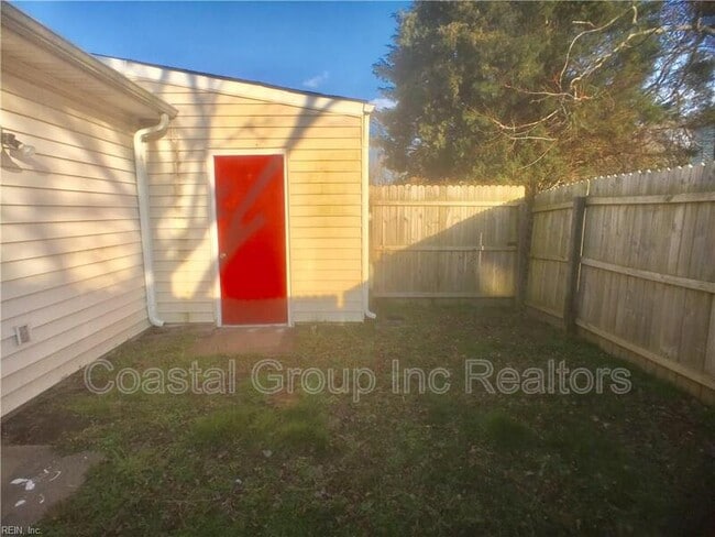 Building Photo - 715 Wolftrap Ln