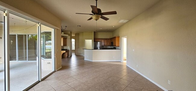 Building Photo - 4 Bedroom, 3 Bath Lakefront Home with 3-Ca...