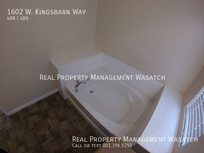Building Photo - Dont miss out. This will rent quickly...
