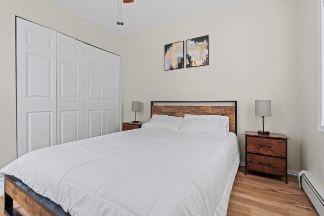 Building Photo - 1626 Union Turnpike