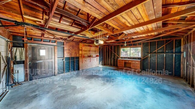 Building Photo - 4939 Dry Creek Rd
