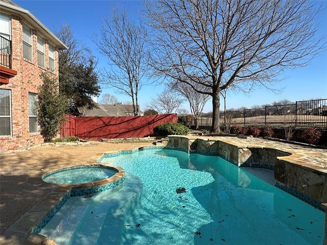 Building Photo - 2536 Geiberger Dr