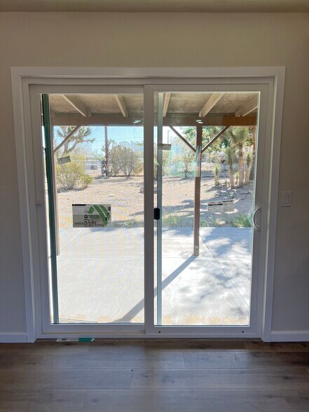 Sliding door from Kitchen towards backyard - 6941 Hanford Ave