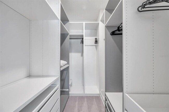 Building Photo - 4966 Avalon Park Blvd