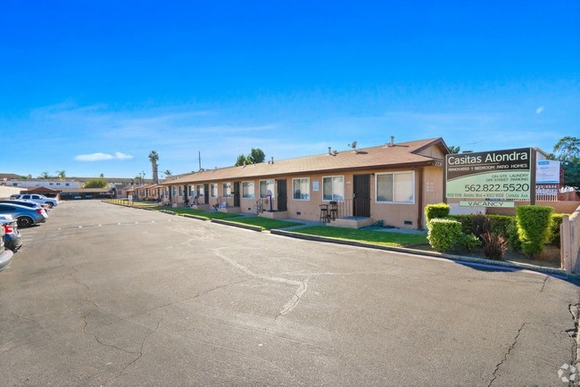 Primary Photo - Casitas Alondra