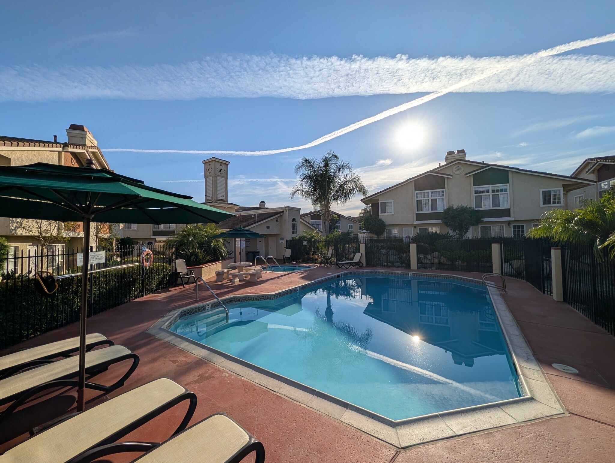 Building Photo - 10170 Palm Glen Dr