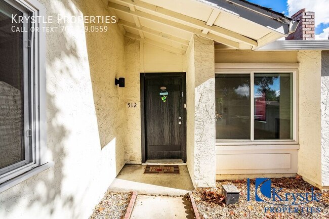 Building Photo - ** SPECIAL OFFER! - Delightful Vallejo Hom...