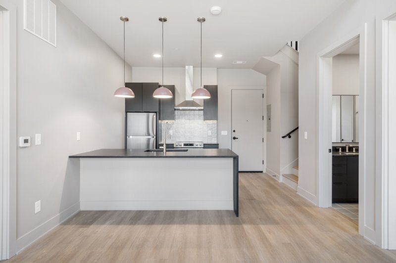 Building Photo - 1090 Haysboro Ave