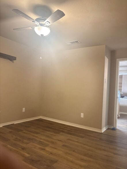 Building Photo - 1148 White Lake Ct