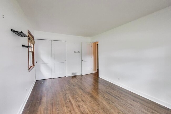 Building Photo - 1422 Dorothy Dr