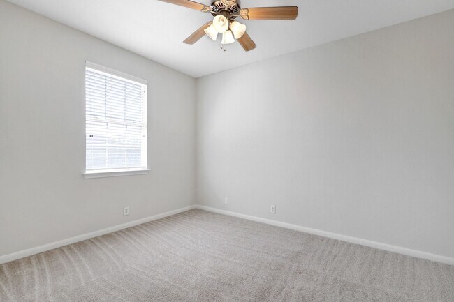 Building Photo - ***APPLICATION CURRENTLY UNDER REVIEW***Spacious & Stylish Living in a Premier Gated Community