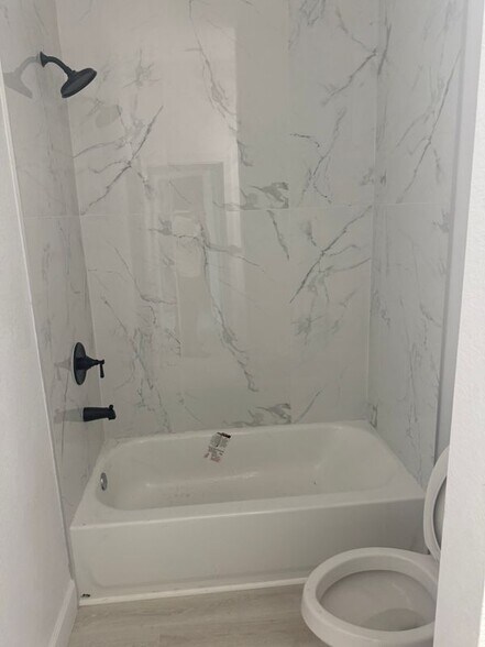 Building Photo - 540 Beal St NW