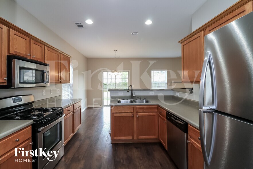 Building Photo - 314 Tuggle Ct