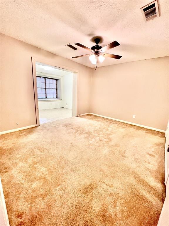 Building Photo - 414 Oak Vista Dr