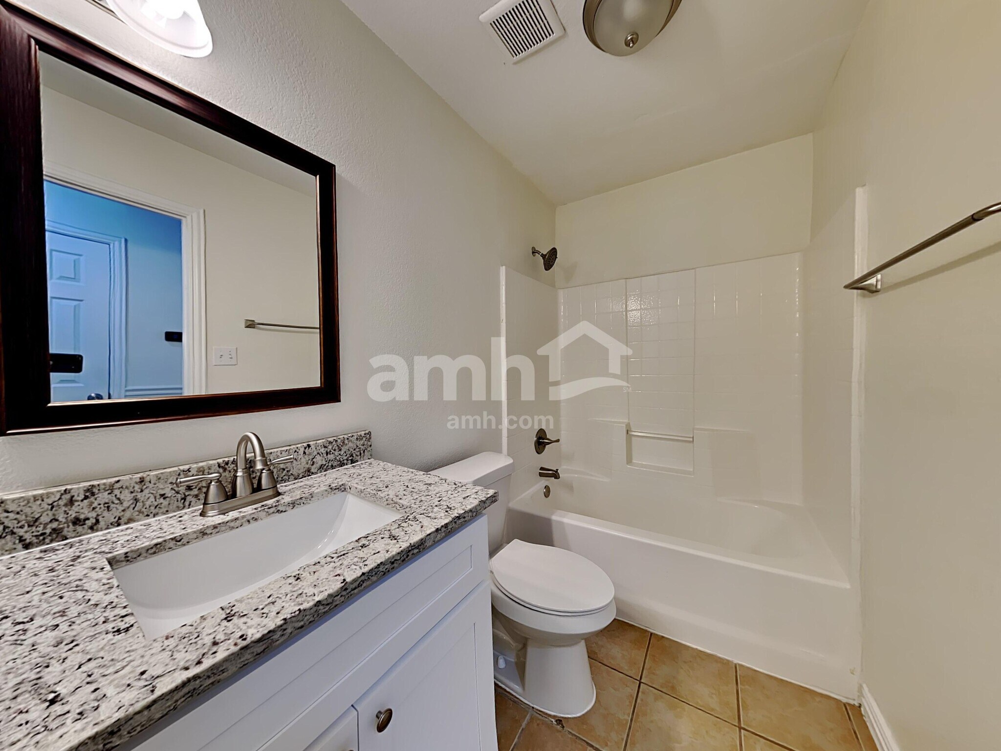 Building Photo - 87 Elmwood Trail