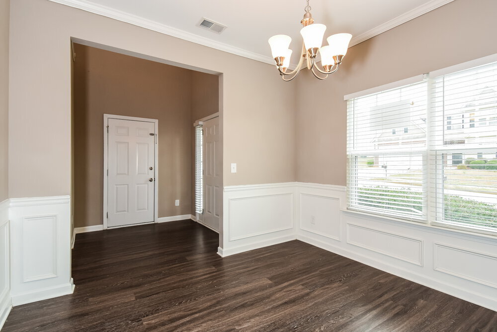 Building Photo - 602 Fieldcrest Dr
