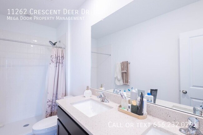 Building Photo - 11262 Crescent Deer Dr