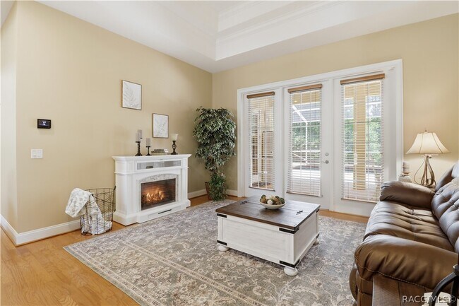 Building Photo - 3759 N Boxelder Way