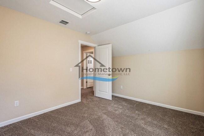 Building Photo - Craftsman-Style Home in Coeur d'Alene with 2 Bedrooms, 1.5 Bathrooms!