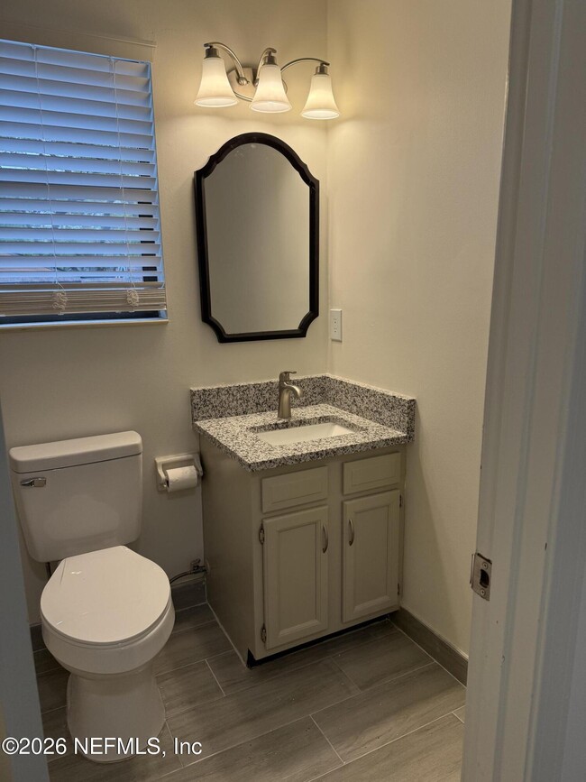 Building Photo - 2381 Hampton Falls Dr W