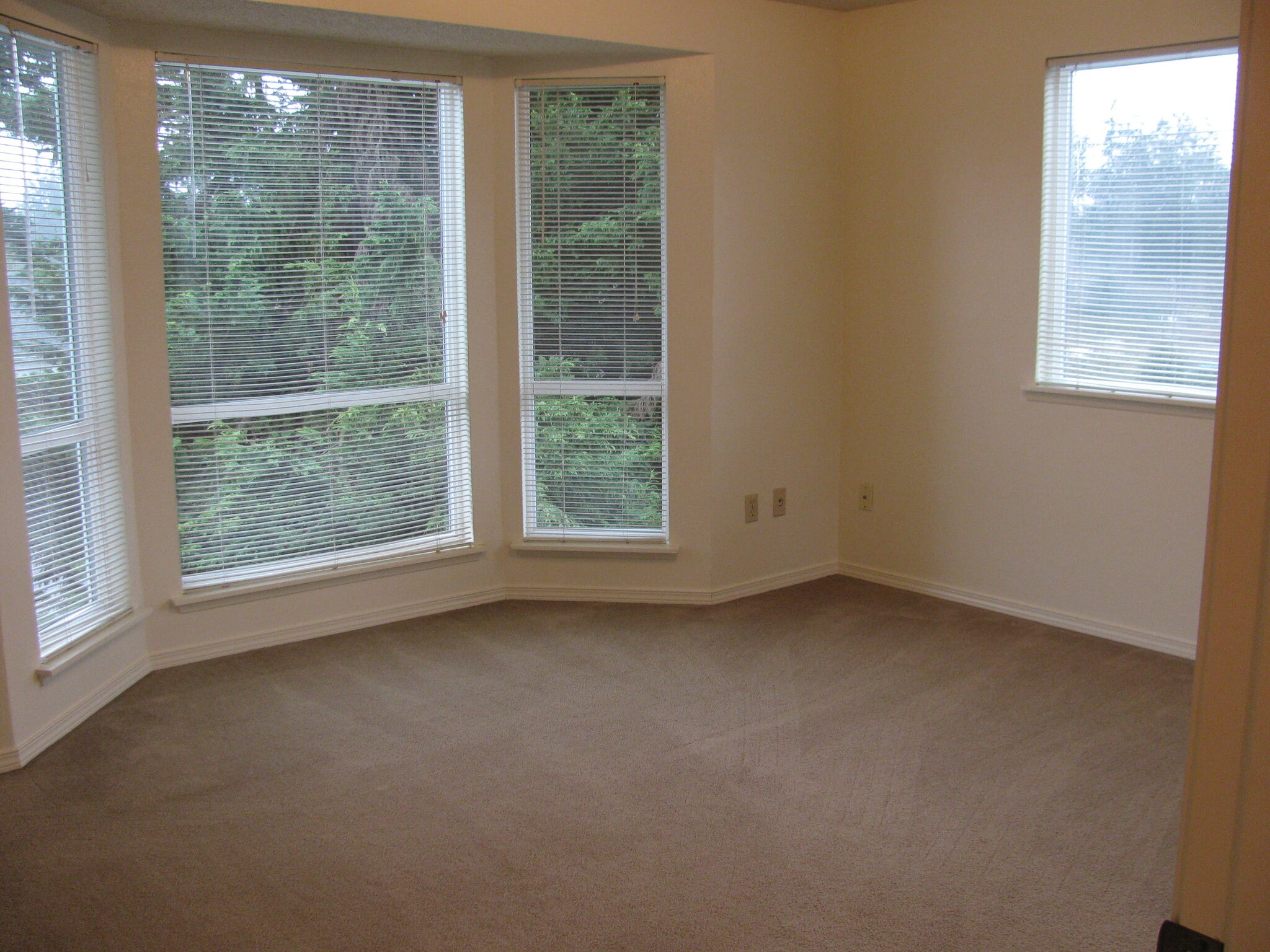 Building Photo - 12204 105th Ave Ct E