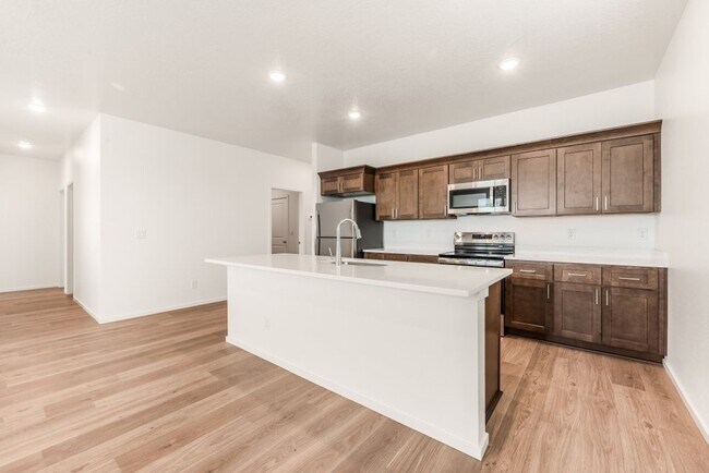 Building Photo - 5364 E Antares Ln